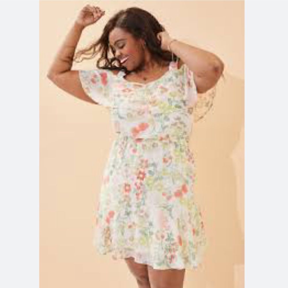 Maurices NEW Ruffled Cream Floral Print Dress